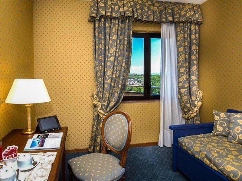 Park Hotel Blanc Et Noir Рим Экстерьер фото