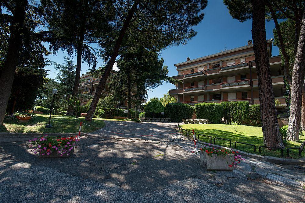 Park Hotel Blanc Et Noir Рим Экстерьер фото
