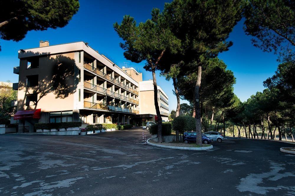 Park Hotel Blanc Et Noir Рим Экстерьер фото